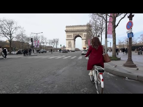 How I Work: Marie-Morgane Kergrohenn Says “Oui!” to Meeting in the Office