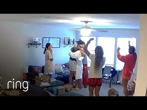 Teenager and Family Celebrate Scholarship News! | RingTV