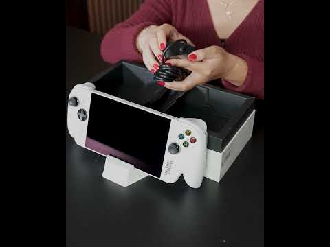 We know what’ll be at the top of your holiday wish lists this year 🎁😉 #ROGXboxAlly #unboxing