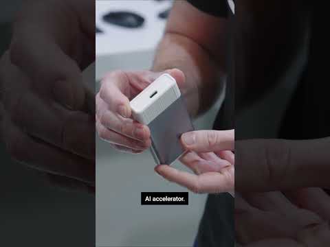 #CES2026 – UGen300 ASUS AI Stick​