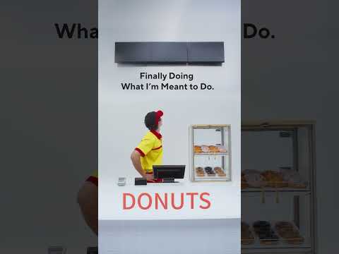 ​​Don’t handle more than you have to 😮‍💨🍩​​ ASUS Monitor + ASUS NUC 🤝​​